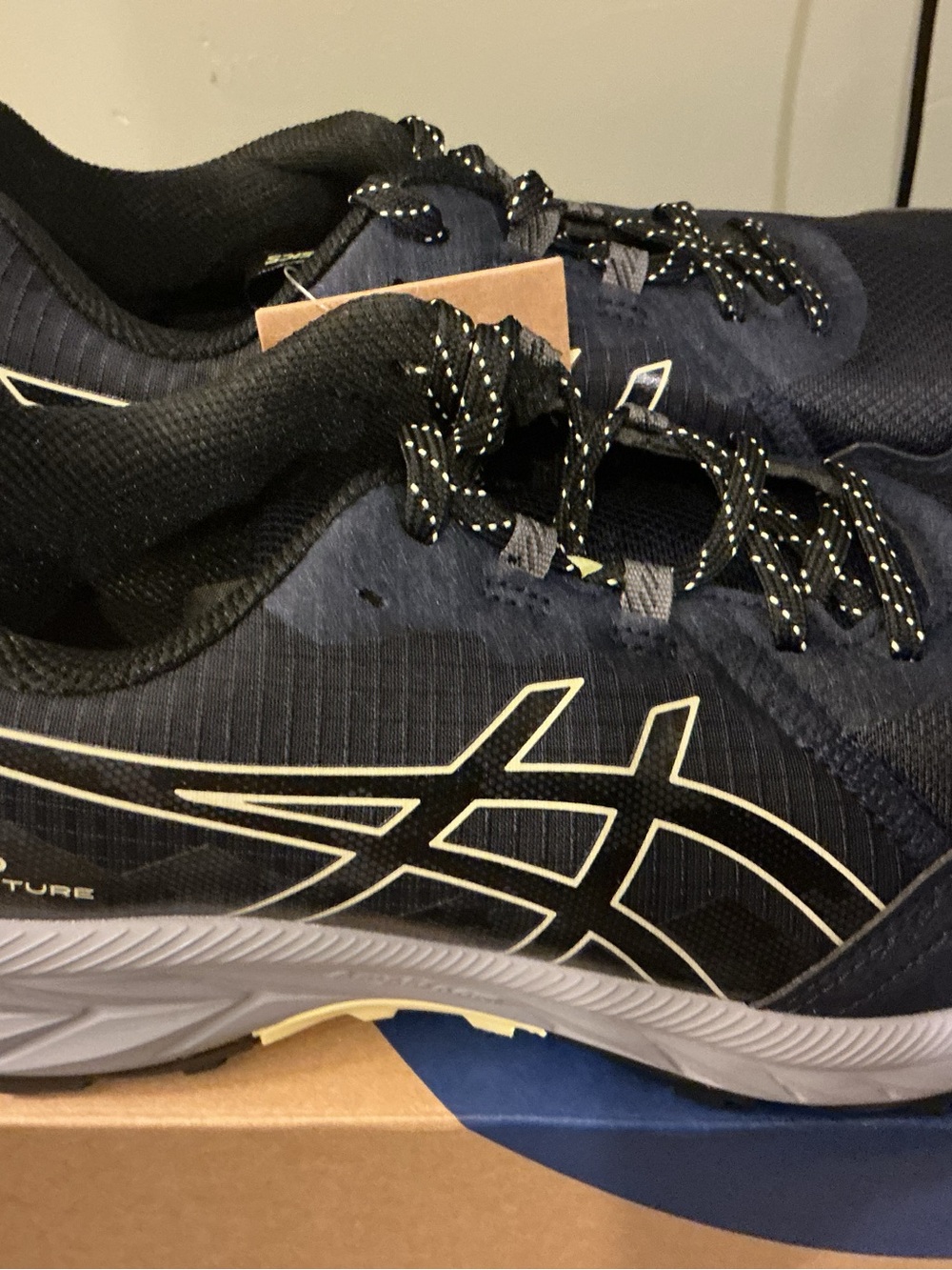 ASICS Gel Venture 10 Men's Black Running Shoes with Ortholite Comfort 1011B967 - Picture 4 of 8